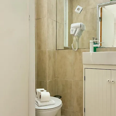 Downtown 7 Bedroom - Liberdade Apartment