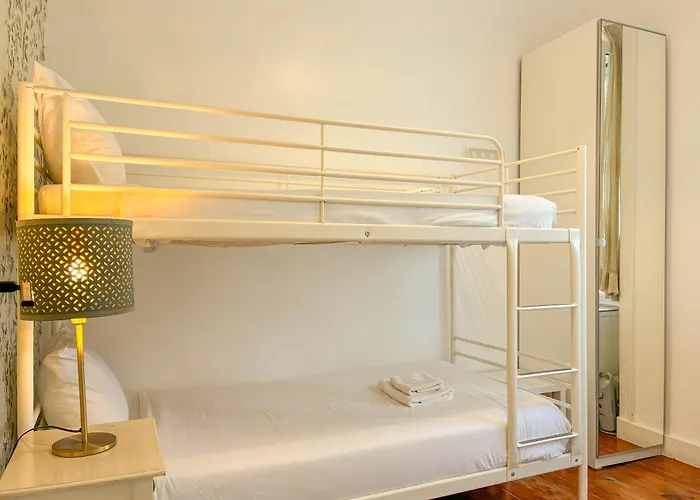 Downtown 7 Bedroom - Liberdade Апартаменты *