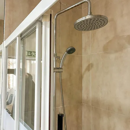 Downtown 7 Bedroom - Liberdade