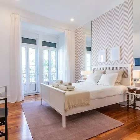 Downtown 7 Bedroom - Liberdade Appartement